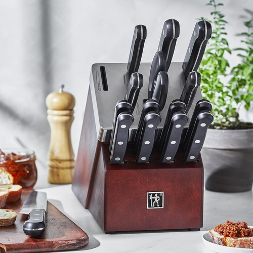 Henckles knives  Henckels_Knives